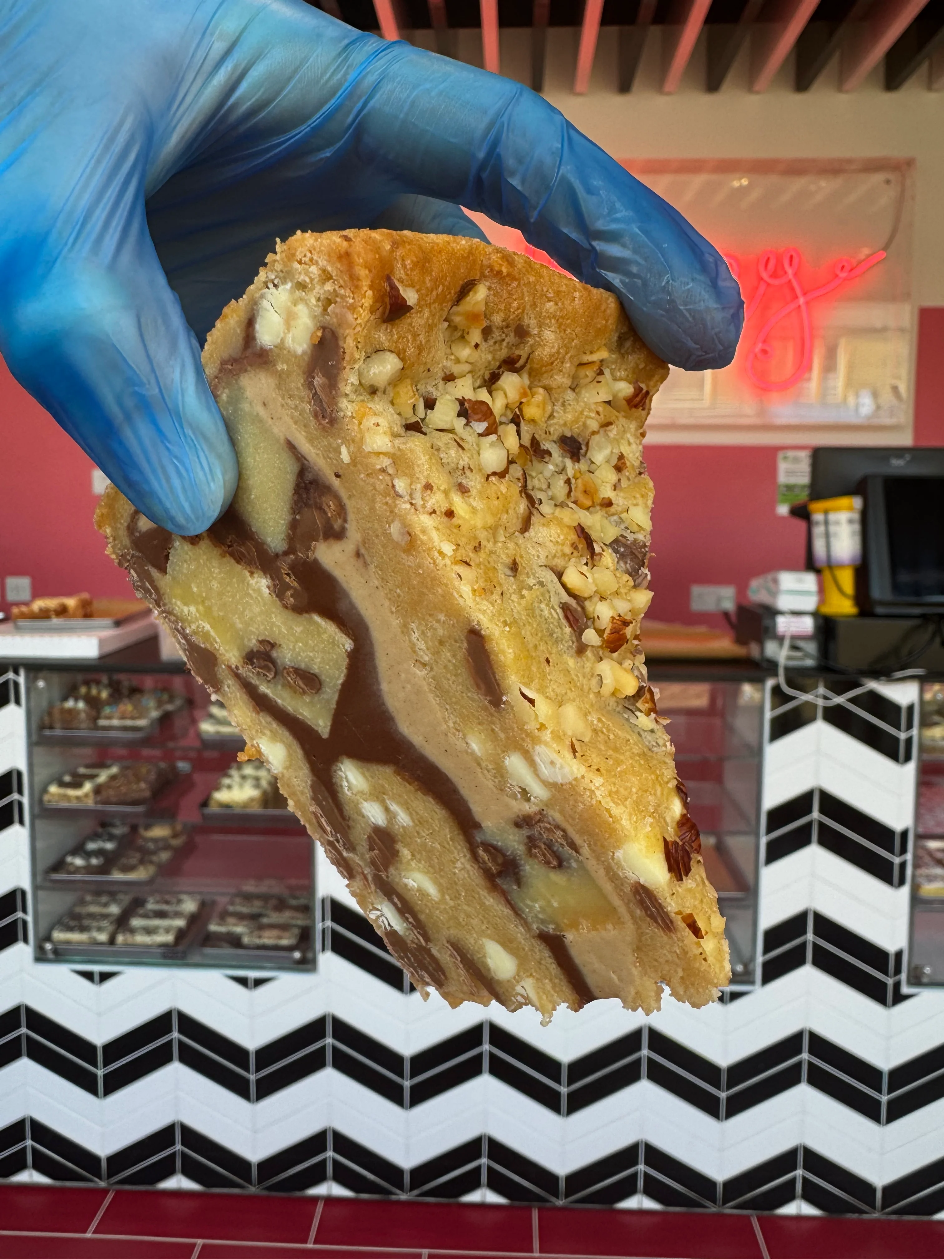 Cookie Pie (Kinder & Nutella Blondie) - Image 3